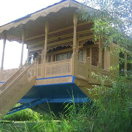 Akbar Group Of Heritage Houseboats Nagin Bagh Eksteriør bilde