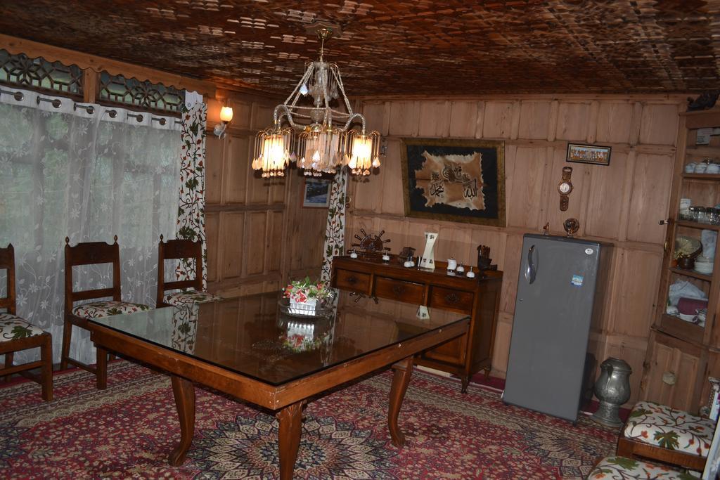 Akbar Group Of Heritage Houseboats Nagin Bagh Rom bilde