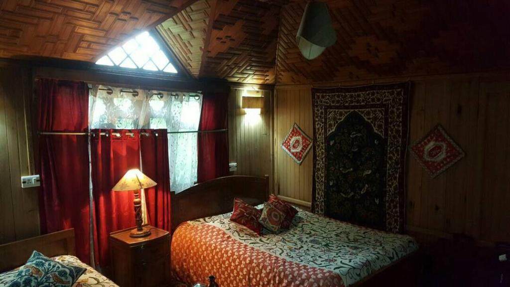 Akbar Group Of Heritage Houseboats Nagin Bagh Eksteriør bilde