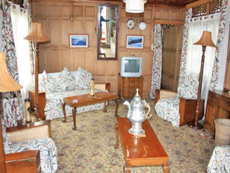 Akbar Group Of Heritage Houseboats Nagin Bagh Eksteriør bilde