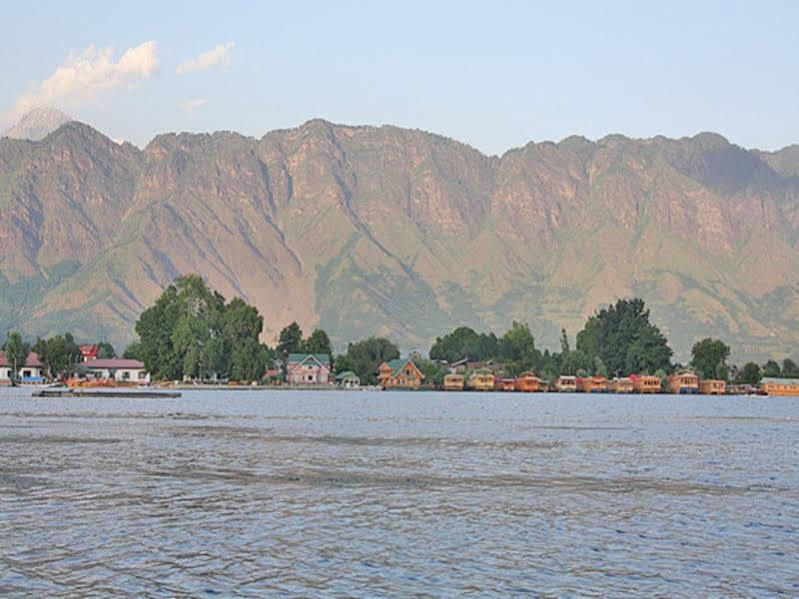 Akbar Group Of Heritage Houseboats Nagin Bagh Eksteriør bilde